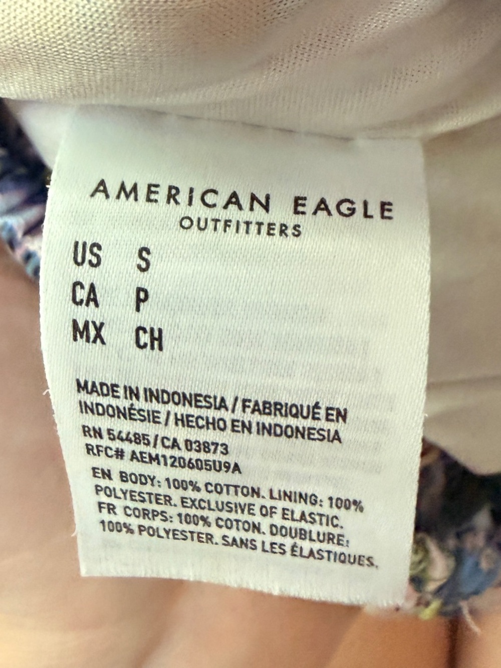 AEO Resort shorts Blue flowers with smocked waist size Small - Picture 4 of 8